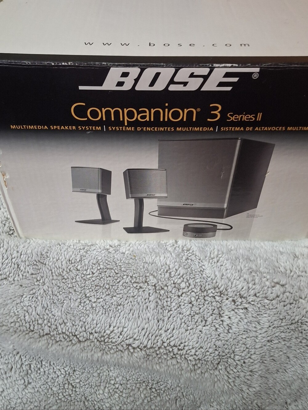 The Bose Multimedia Speaker System Companion 3 is a high-quality home theater